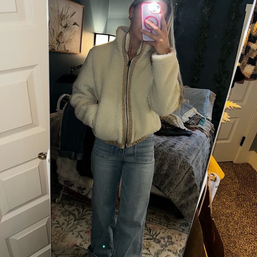 🍂Princess Polly Cream Teddy Jacket - Picture 2 of 6